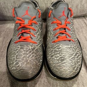 Jordan Trainer 1 Low Wolf Grey Infrared Basketball Grey 23 Mens Size 10